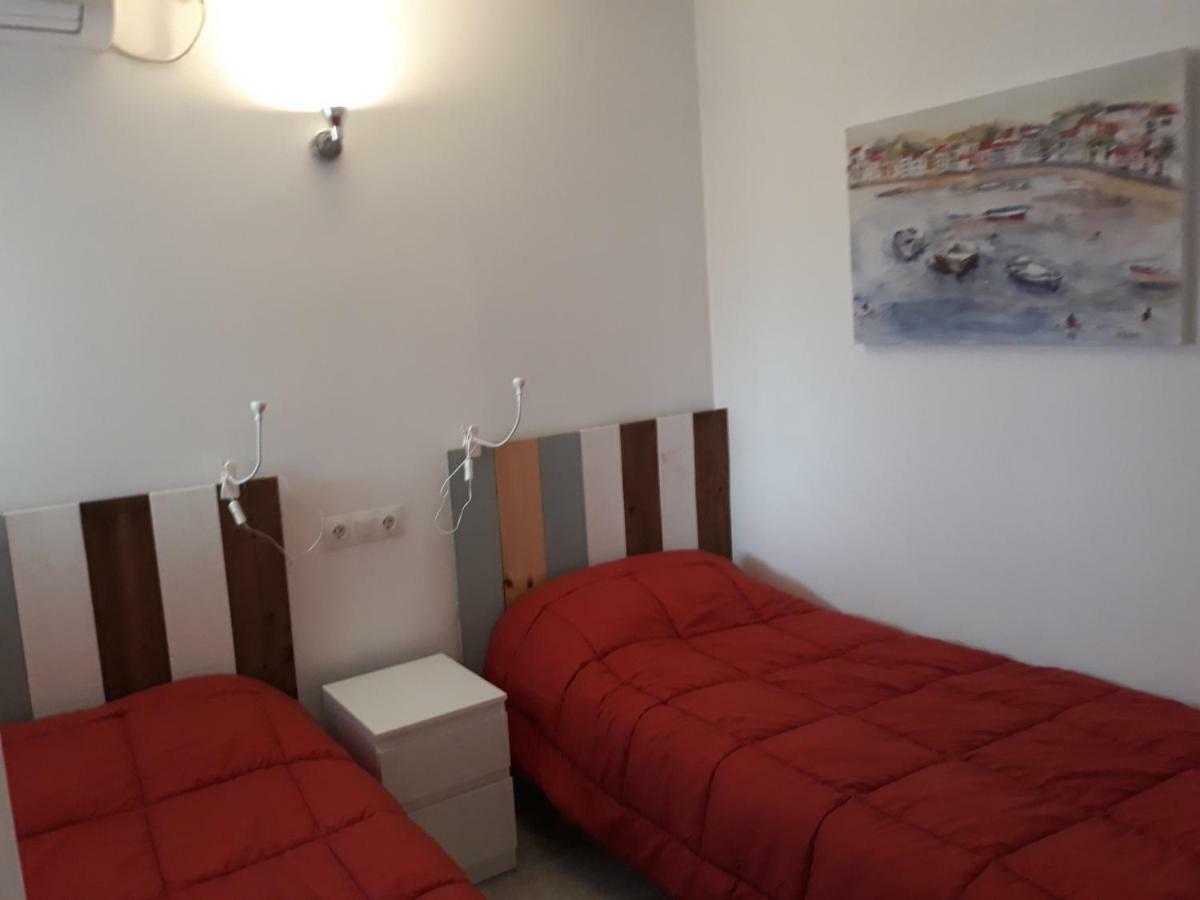 Апартаменты Apartamento Junto Al Puerto De Фуэнхирола Экстерьер фото
